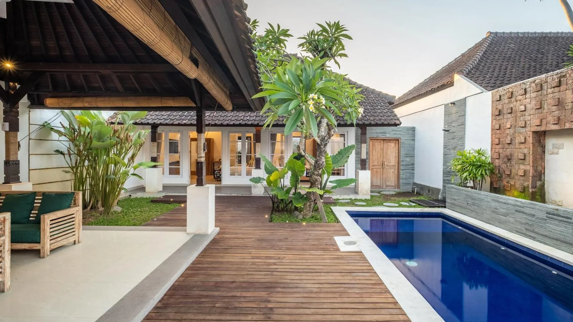 2 Bedroom Villa Private Pool And Bbq Σεμινιάκ