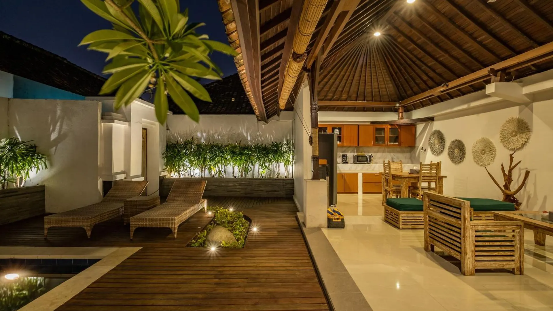 2 Bedroom Villa Private Pool And Bbq סמיניאק