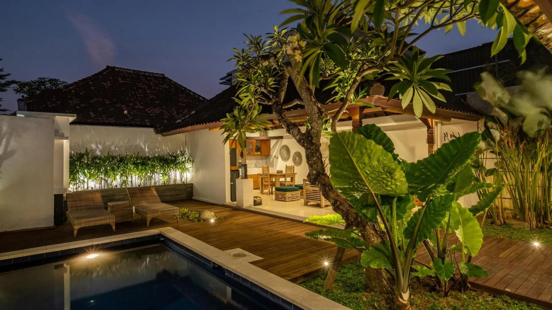 2 Bedroom Villa Private Pool And Bbq סמיניאק