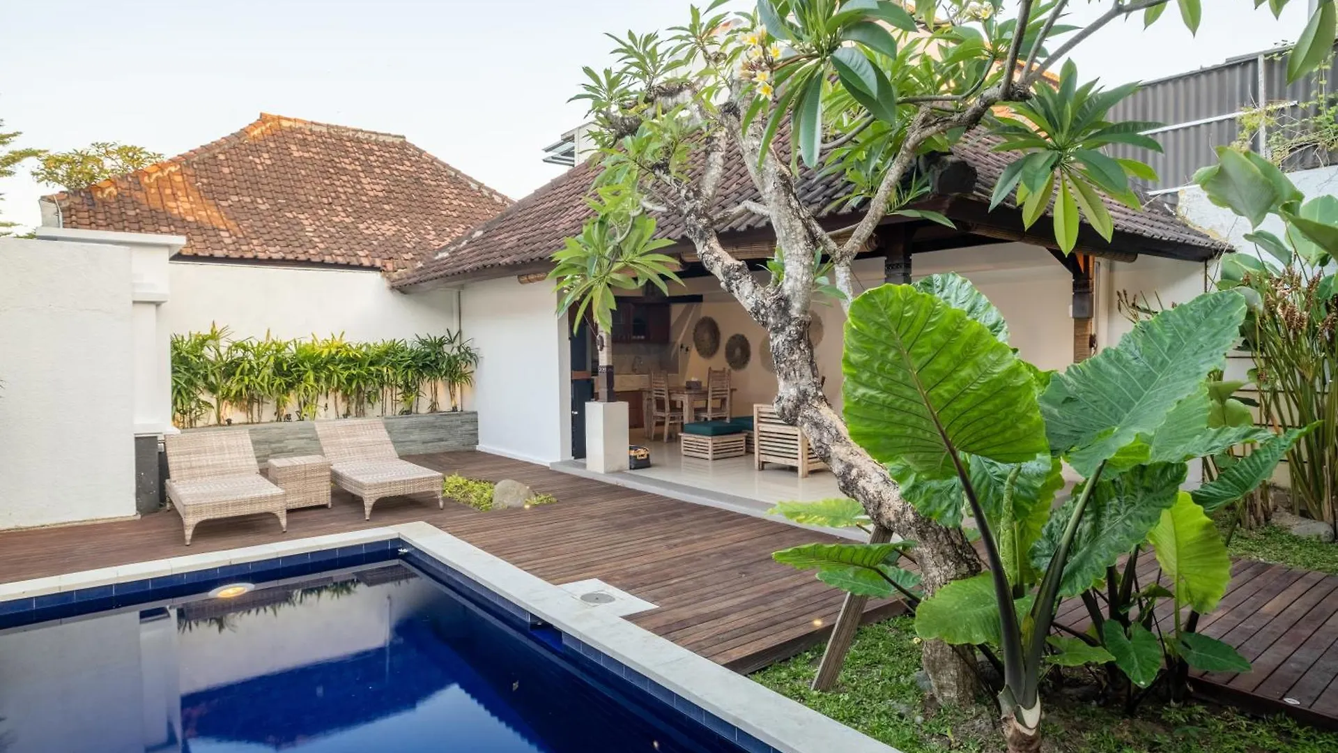 2 Bedroom Villa Private Pool And Bbq סמיניאק 0*,