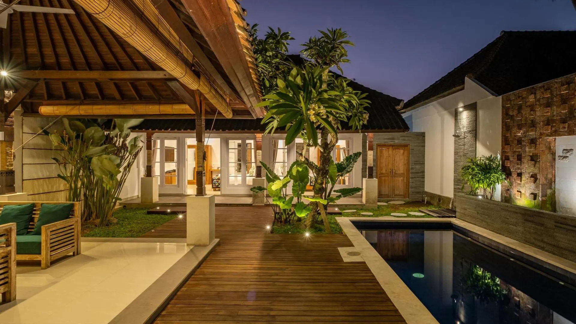 2 Bedroom Villa Private Pool And Bbq סמיניאק אינדונזיה