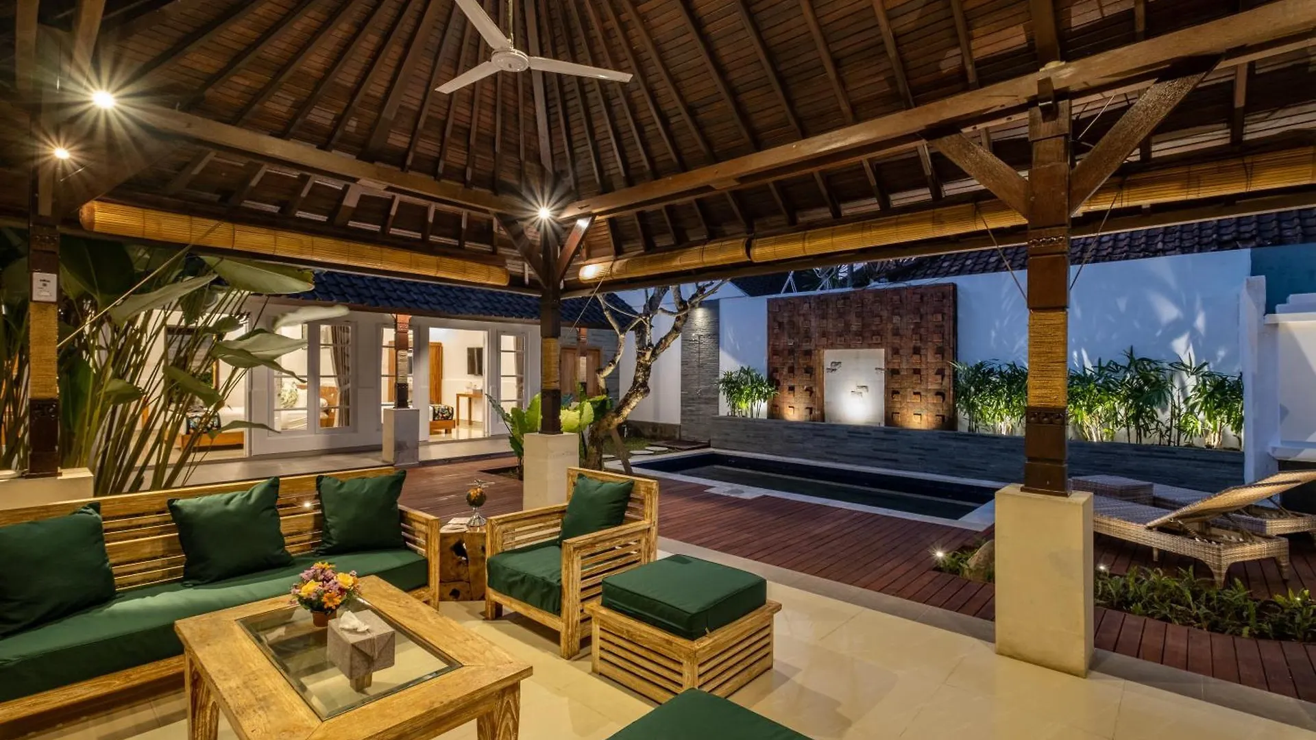2 Bedroom Villa Private Pool And Bbq סמיניאק אינדונזיה
