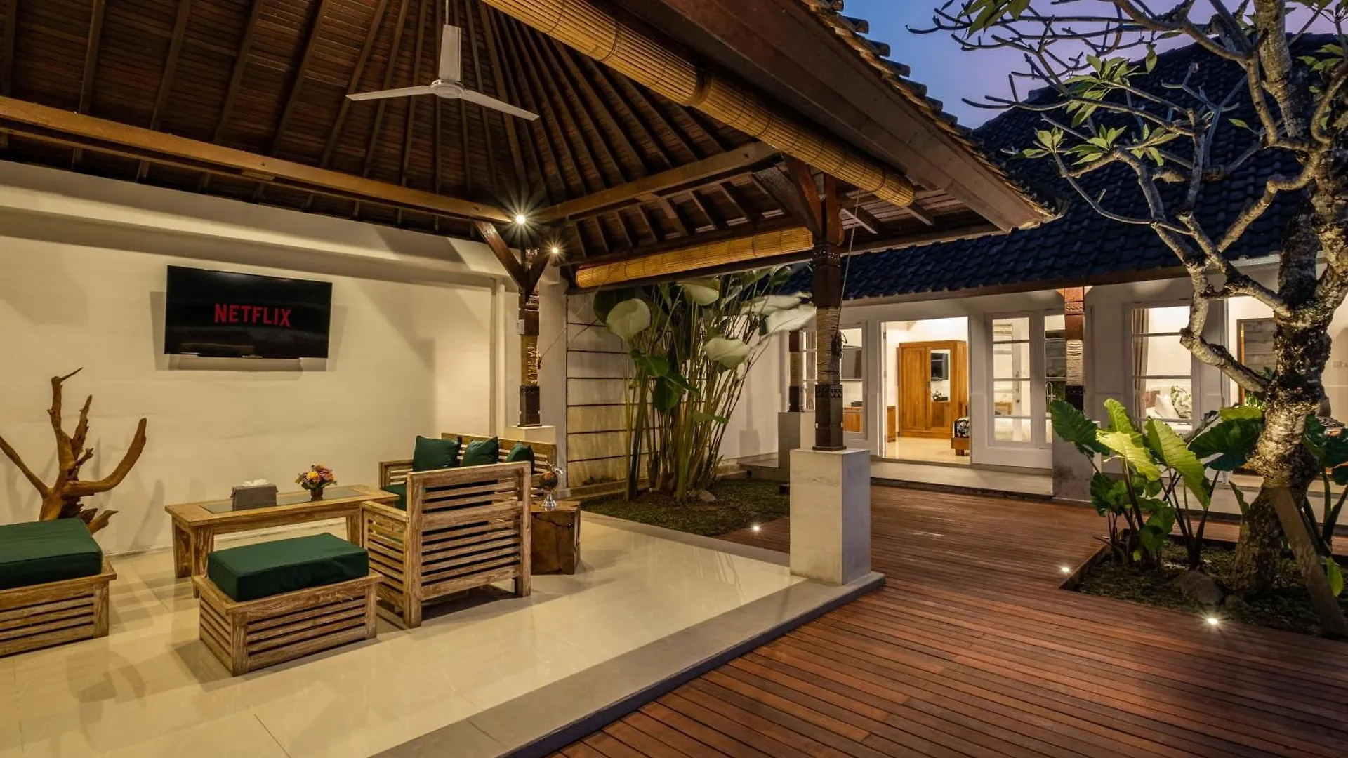 2 Bedroom Villa Private Pool And Bbq סמיניאק 0*,