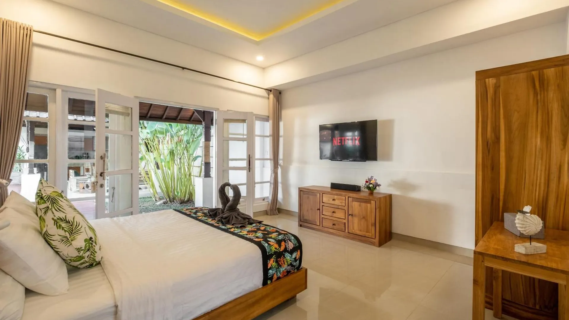 2 Bedroom Villa Private Pool And Bbq סמיניאק אינדונזיה