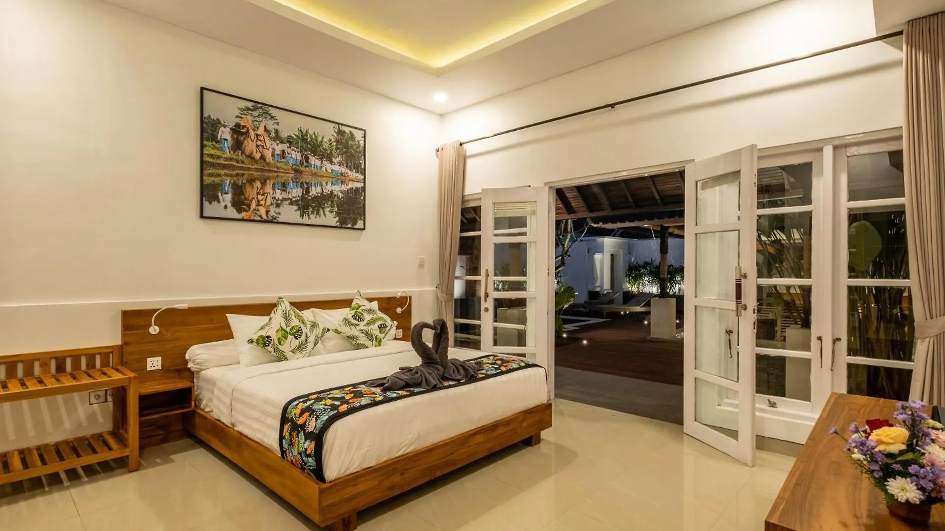 2 Bedroom Villa Private Pool And Bbq סמיניאק